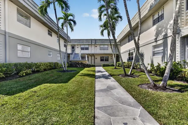 542 Monaco Way, Delray Beach, FL 33446