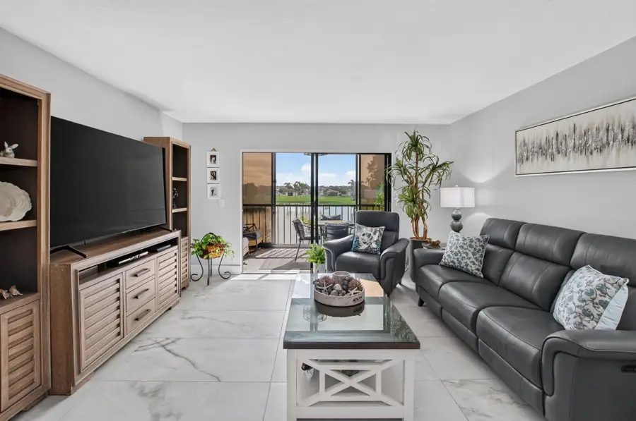 7310 Ashford Place #205, Delray Beach, FL 33446 - #3