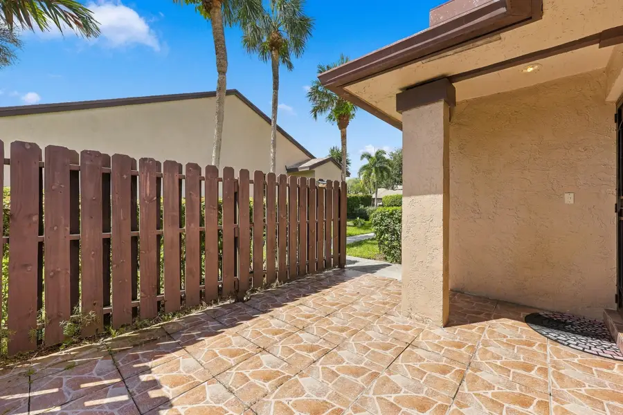 8271 Boca Glades Boulevard E, Boca Raton, FL 33434 - #3