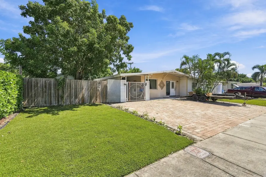 4320 NE 18th Avenue, Pompano Beach, FL 33064 - #2