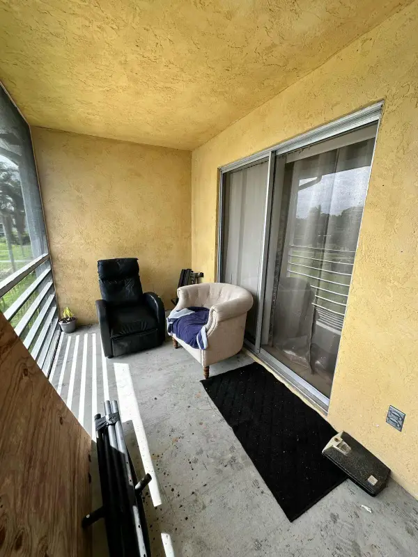2200 Springdale Boulevard #303, Palm Springs, FL 33461