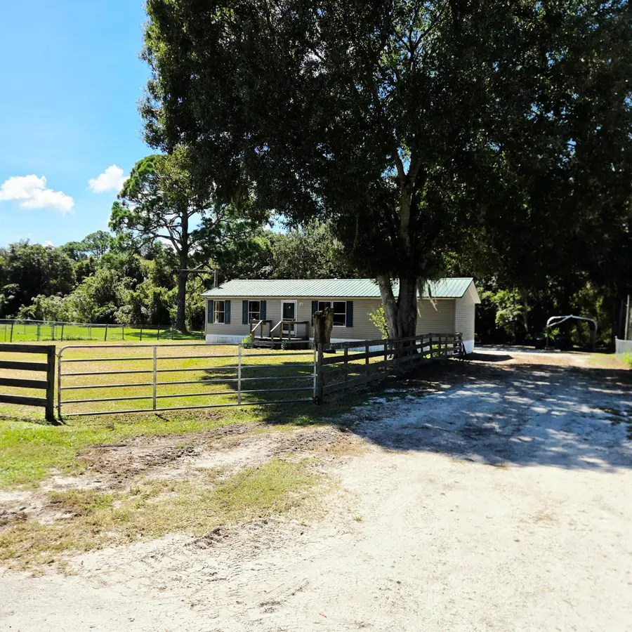 1761 SW 40th Drive, Okeechobee, FL 34974 - #2