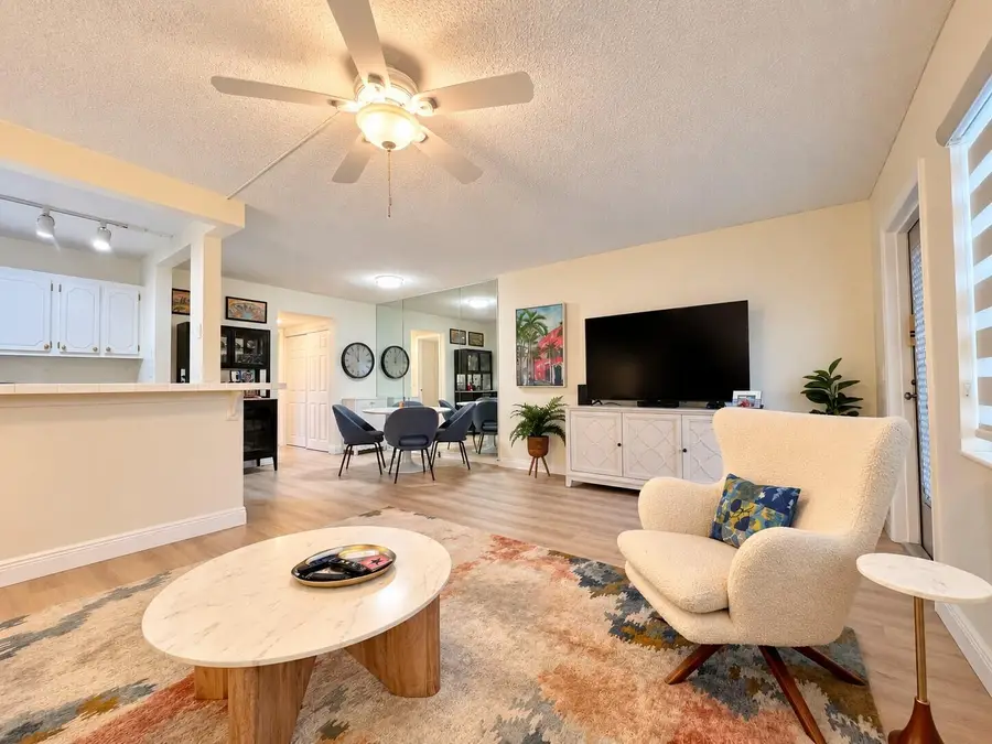 158 Chatham H, West Palm Beach, FL 33417 - #3