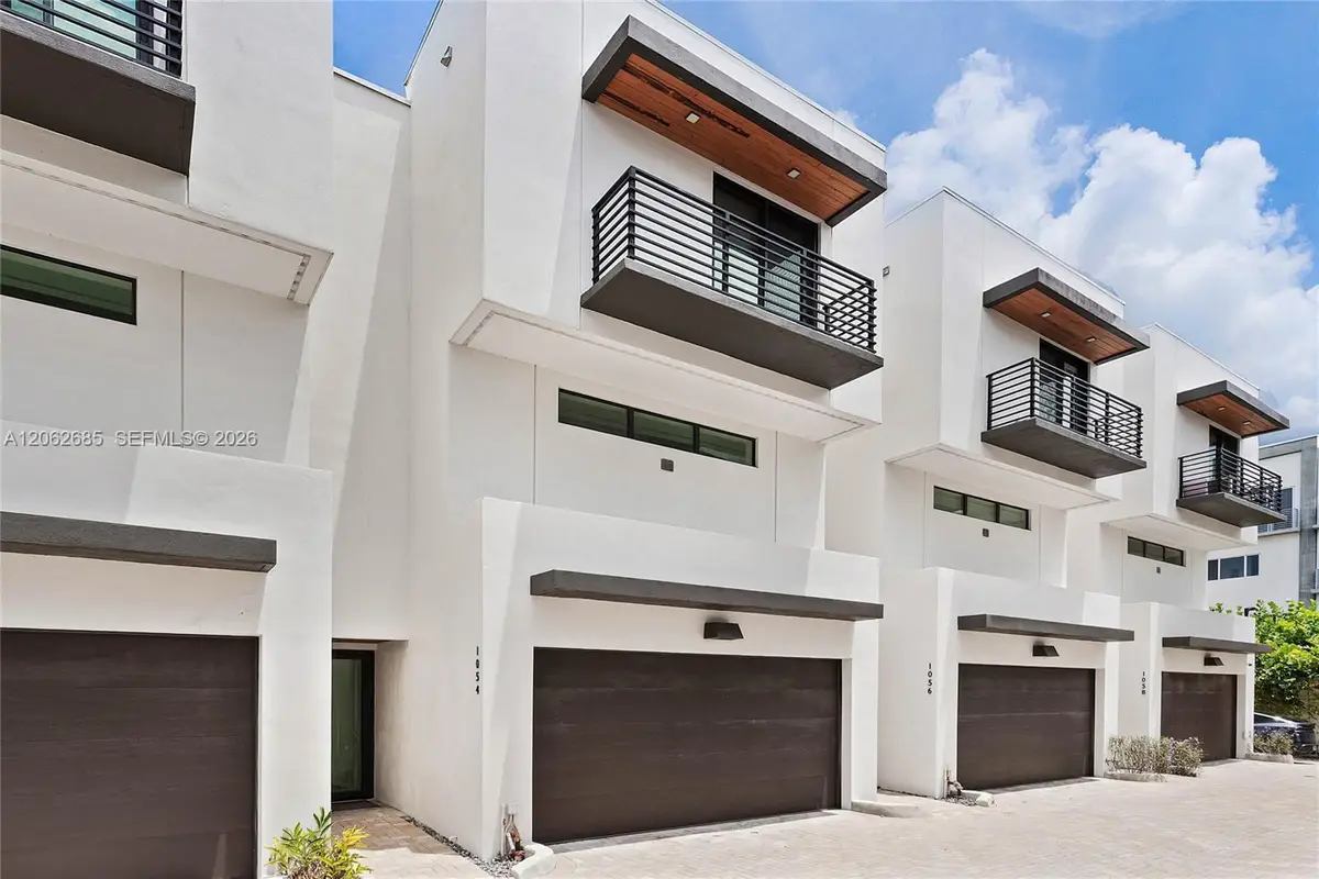 1054 N Victoria Park Road, Fort Lauderdale, FL 33304 - #1