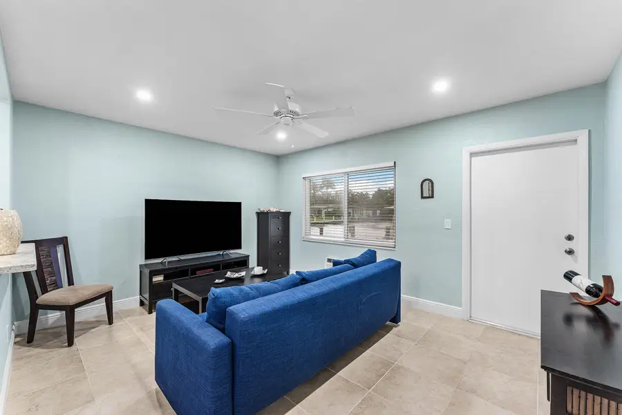 301 E Mcnab Road #113, Pompano Beach, FL 33060 - #3
