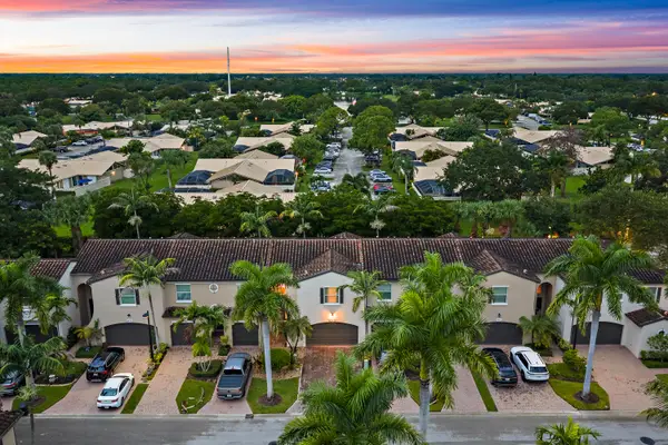4677 Mediterranean Circle, Palm Beach Gardens, FL 33418