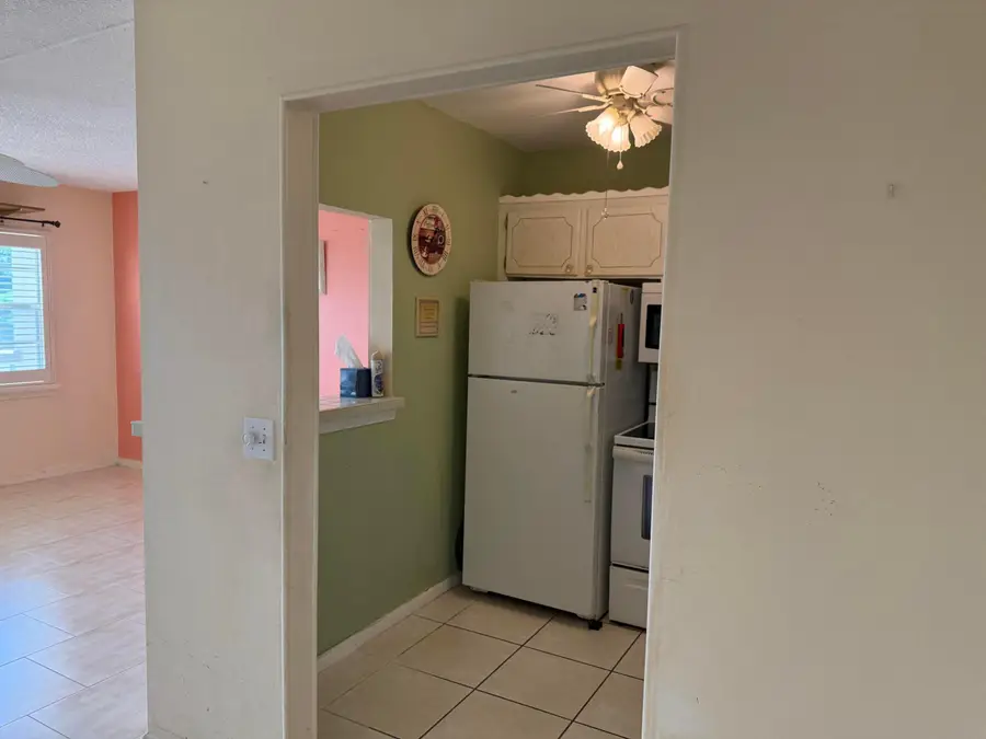 332 Dover B, West Palm Beach, FL 33417 - #2