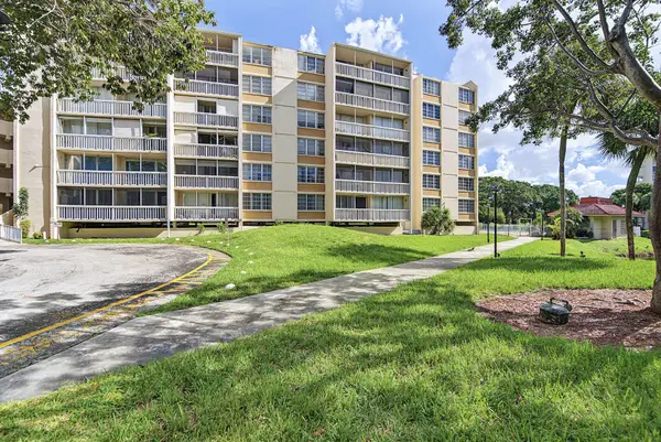 7051 Environ Boulevard #534, Lauderhill, FL 33319