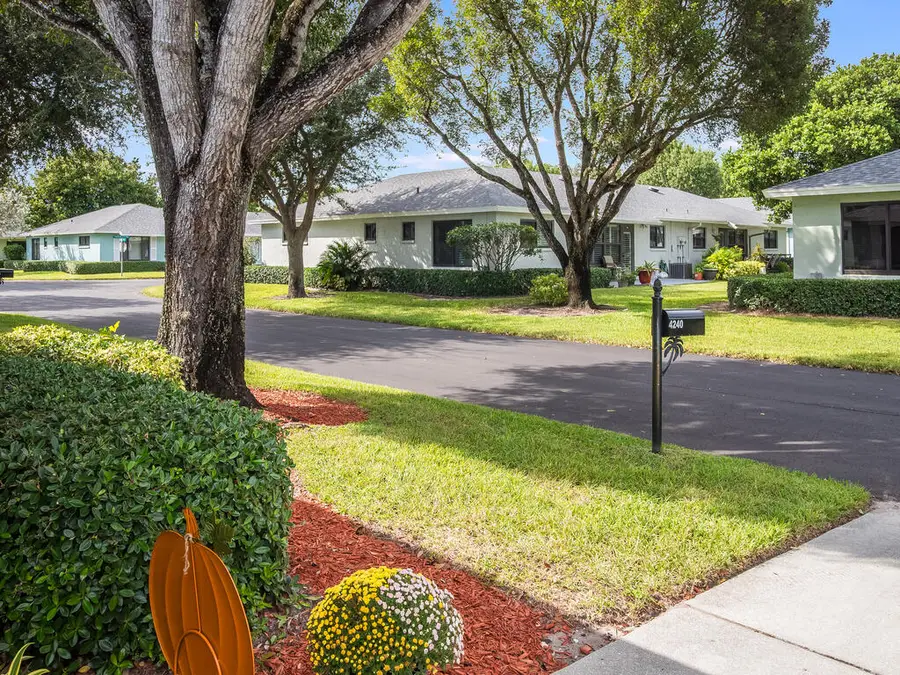 4240 Mango Tree Court #B, Boynton Beach, FL 33436 - #2