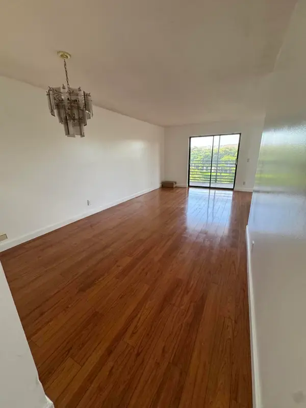 10304 Sunrise Lakes Boulevard #312, Sunrise, FL 33322