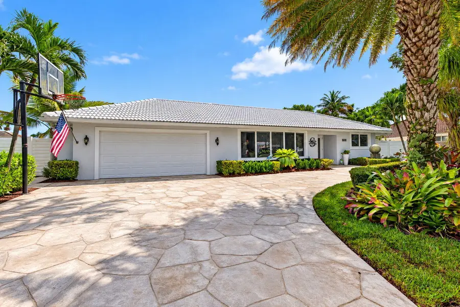 330 SW 75th Avenue, Plantation, FL 33317 - #2