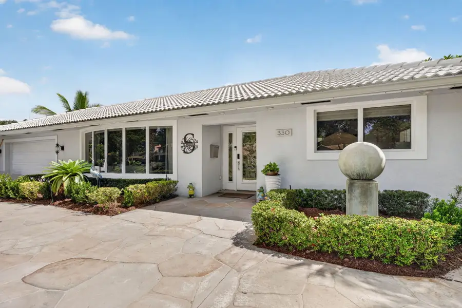 330 SW 75th Avenue, Plantation, FL 33317 - #3