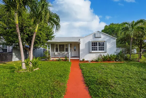 719 Summit Boulevard, West Palm Beach, FL 33405