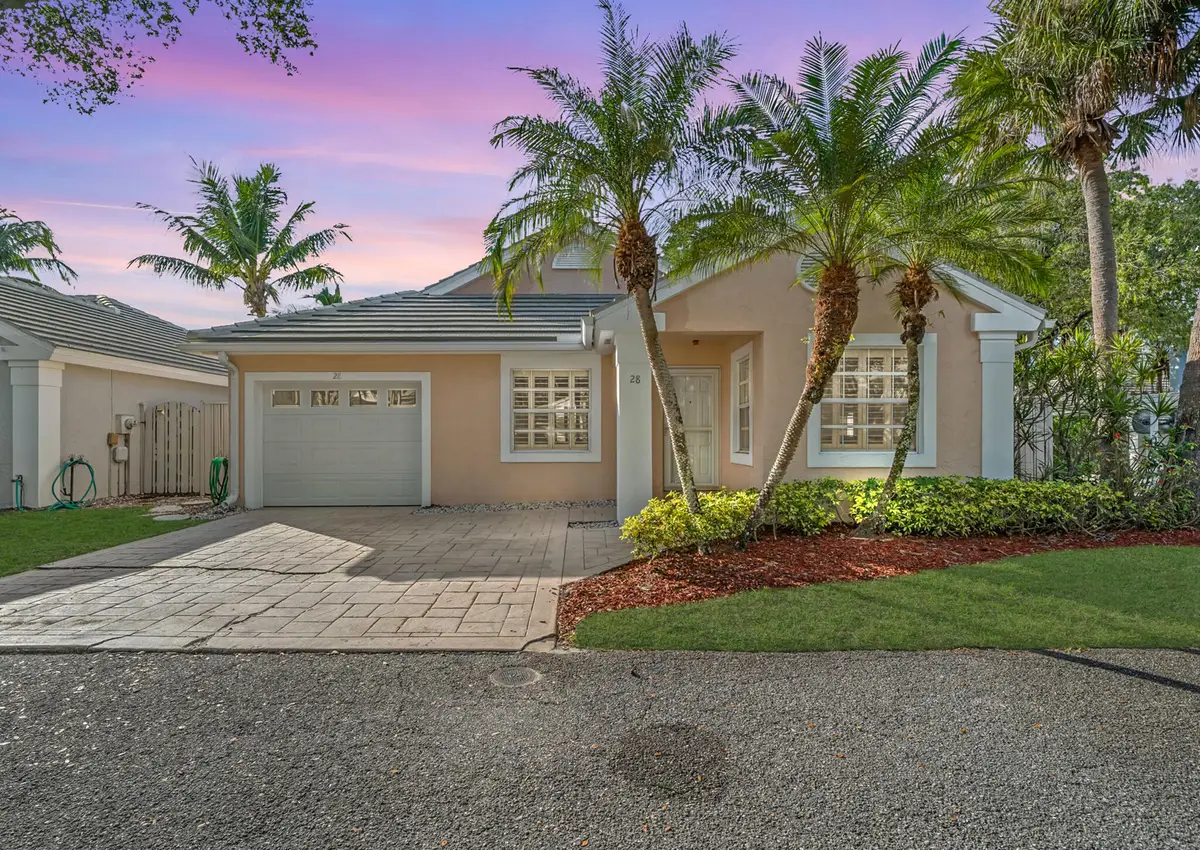28 Governors Court, Palm Beach Gardens, FL 33418 - #1