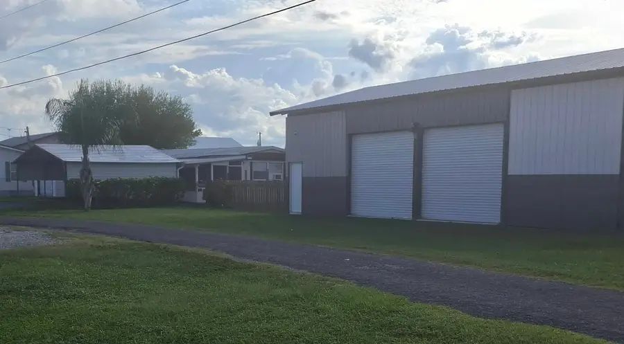 1058 Clark Lane, Moore Haven, FL 33471 - #2