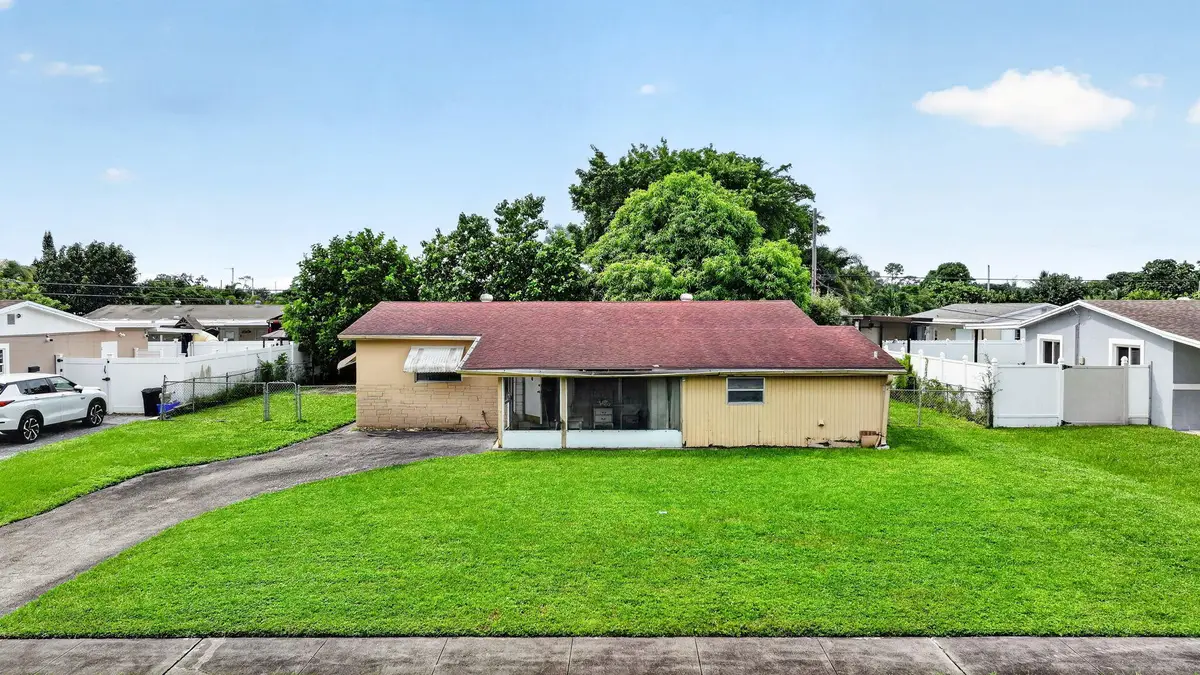 913 Jamaican Drive, West Palm Beach, FL 33415 - #1