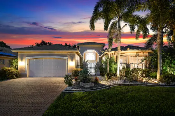 7168 Corning Circle, Boynton Beach, FL 33437