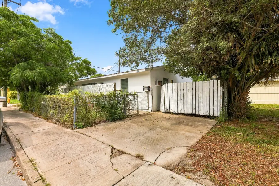 1208 3rd Avenue S, Lake Worth Beach, FL 33460 - #2