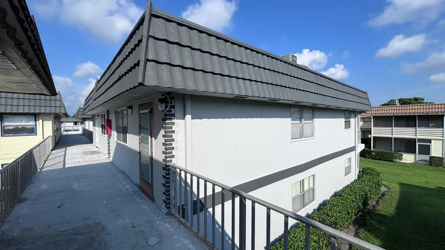 139 Saxony C, Delray Beach, FL 33446 - #2