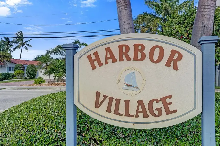 1004 NE 26th Avenue, Pompano Beach, FL 33062 - #2