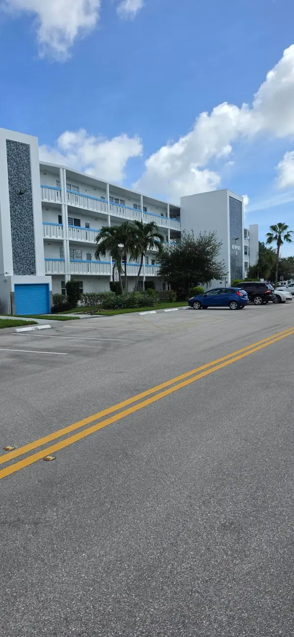 4102 Newport U #4102, Deerfield Beach, FL 33442
