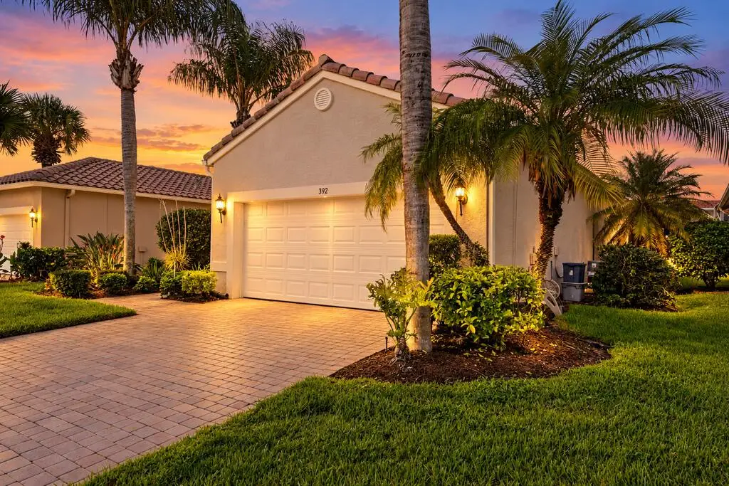 392 NW Breezy Point Loop, Port Saint Lucie, FL 34986 - #1