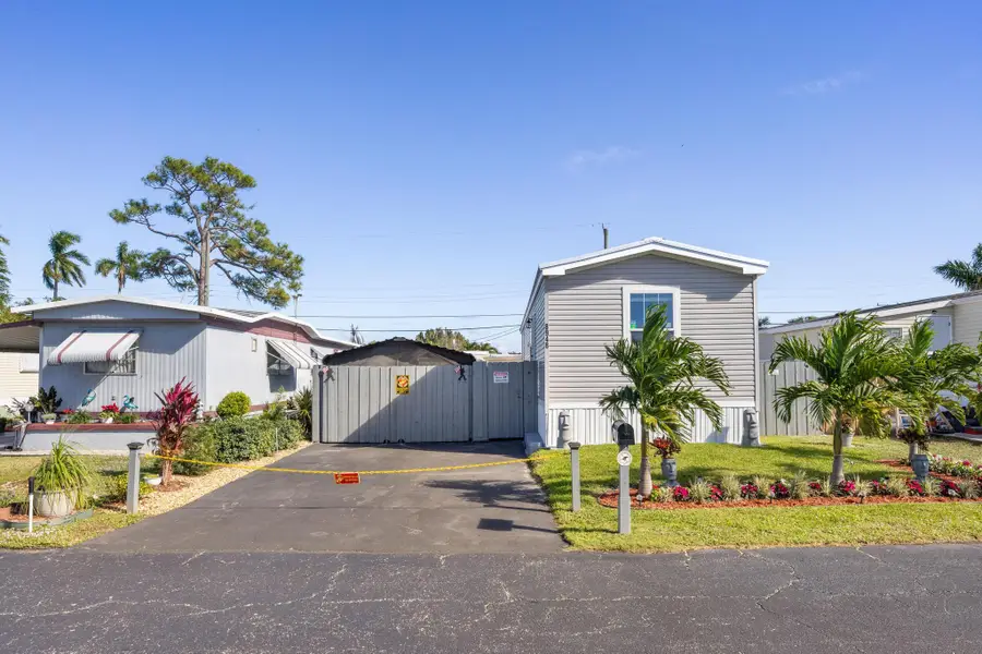 8948 Oak Street, Boynton Beach, FL 33436 - #2