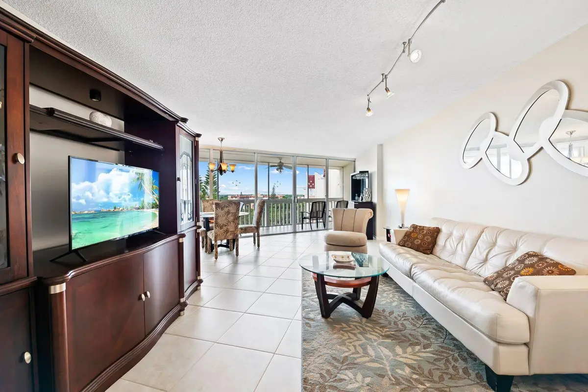 6911 Environ Boulevard #8K, Lauderhill, FL 33319 - #1