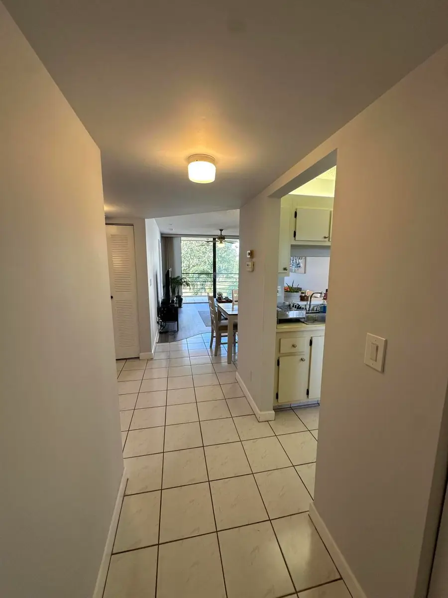3138 Via Poinciana #317, Lake Worth, FL 33467 - #3
