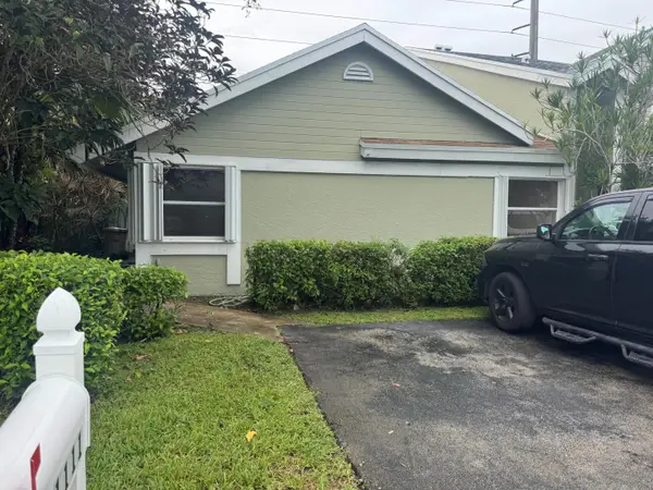 1111 SW 111th Way, Davie, FL 33324