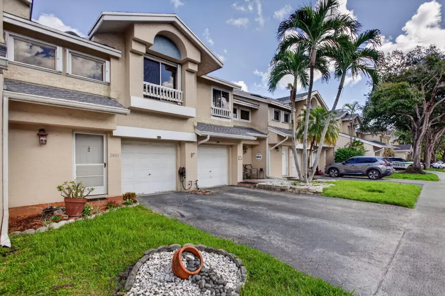 2047 Discovery Circle E, Deerfield Beach, FL 33442 - #3