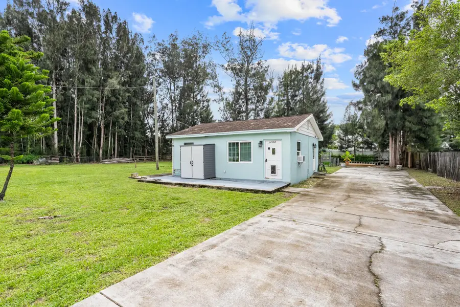 6368 Bishoff Road, West Palm Beach, FL 33413 - #3