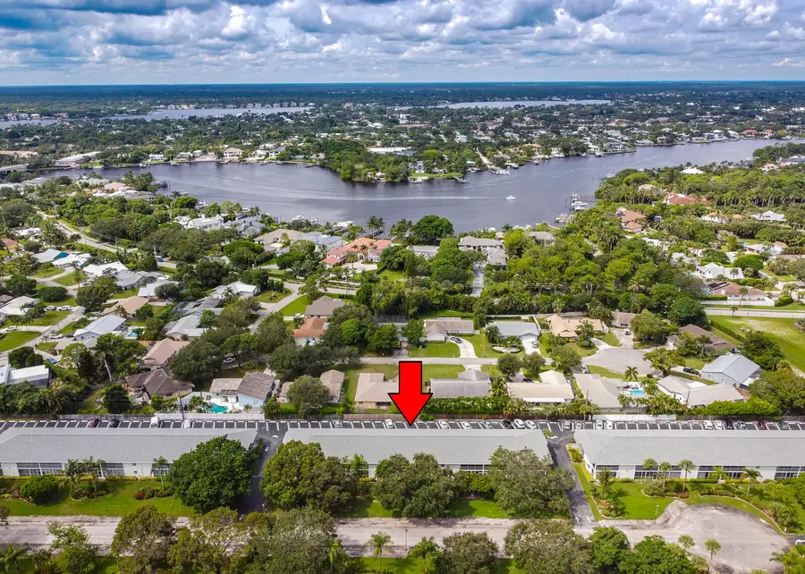 8 Garden Street #205R, Tequesta, FL 33469 - #3