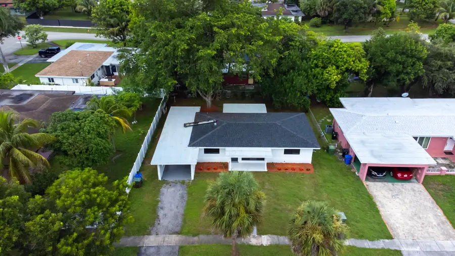 810 Wyoming Avenue, Fort Lauderdale, FL 33312 - #2