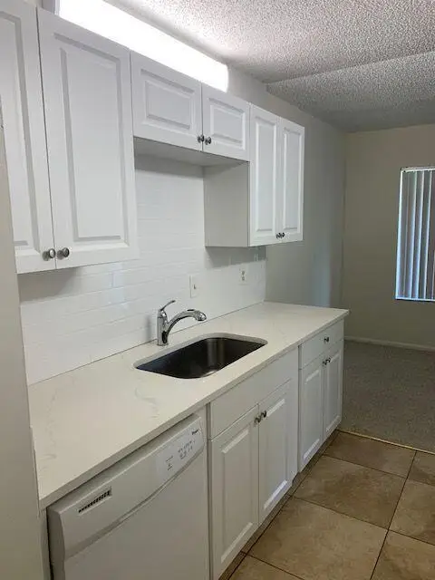 150 Pineview Road #B8, Jupiter, FL 33469 - #3