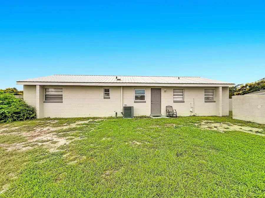 45 Queens Court, Frostproof, FL 33843 - #3