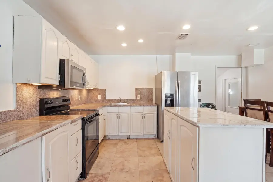 1023 N 25th Avenue, Hollywood, FL 33020 - #3