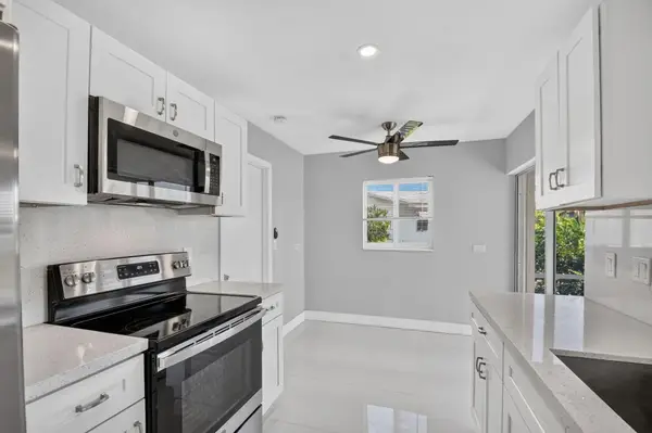 1404 SW 22nd Avenue, Boynton Beach, FL 33426