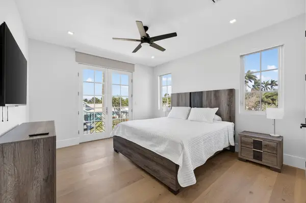 310 SE 9th Court, Pompano Beach, FL 33060