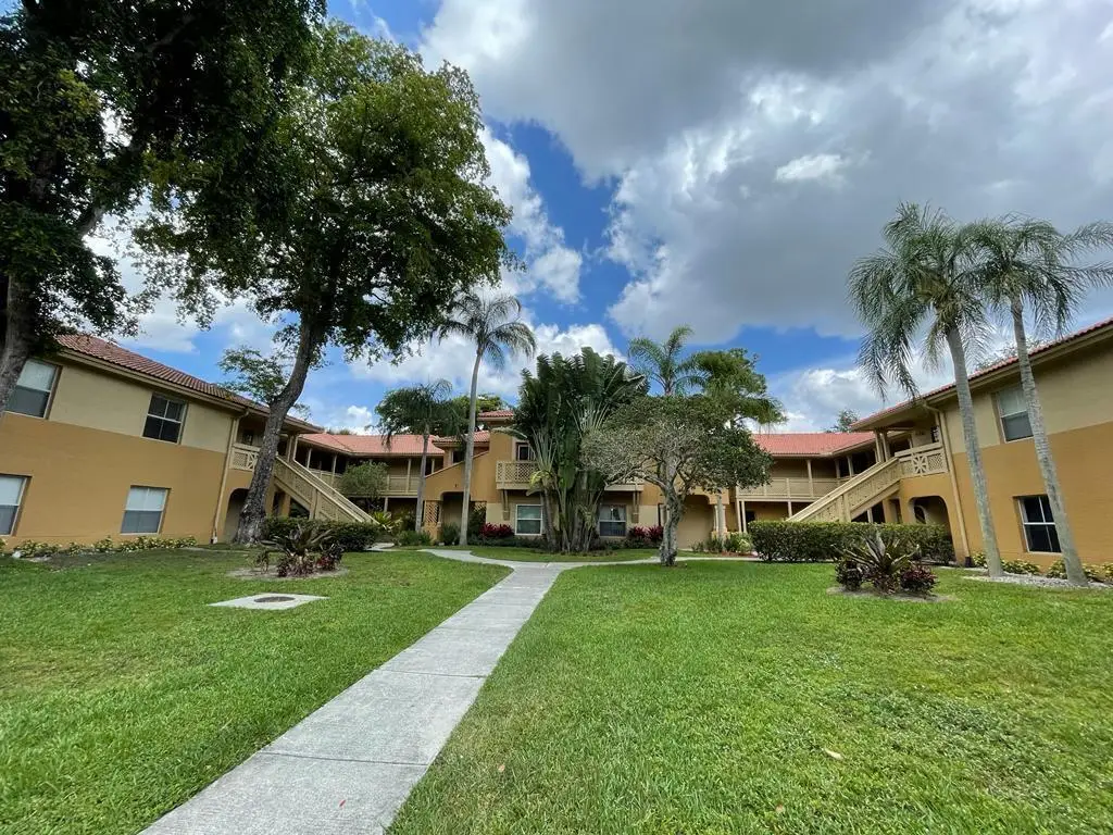 4783 Via Palm Lakes #104, West Palm Beach, FL 33417 - #1