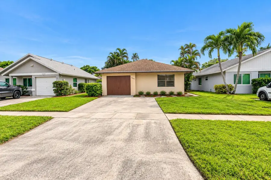 1435 S Summit Run Circle, West Palm Beach, FL 33415 - #2