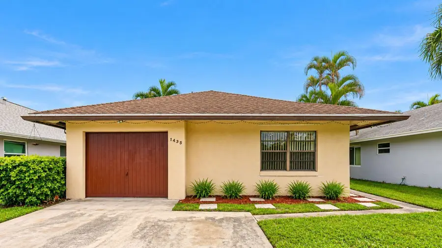 1435 S Summit Run Circle, West Palm Beach, FL 33415 - #3