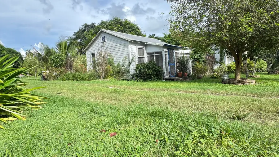 1977 E Main Street, Pahokee, FL 33476 - #3
