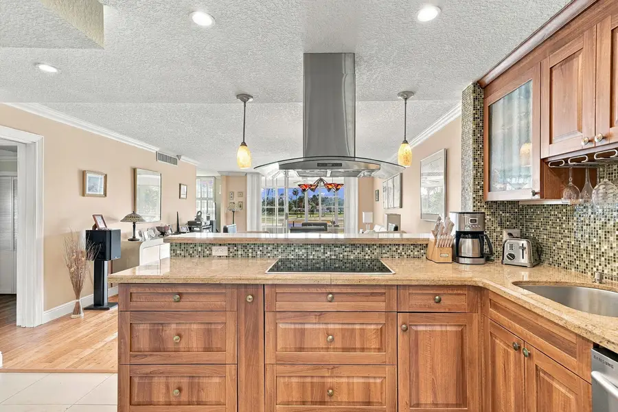 3980 Oaks Clubhouse Drive #212, Pompano Beach, FL 33069 - #2