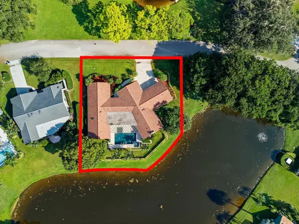 1013 Shady Lakes Circle, Palm Beach Gardens, FL 33418