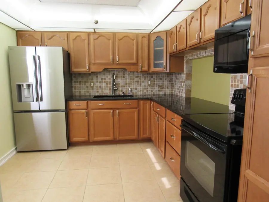 140 Lake Nancy Lane #216, West Palm Beach, FL 33411 - #2