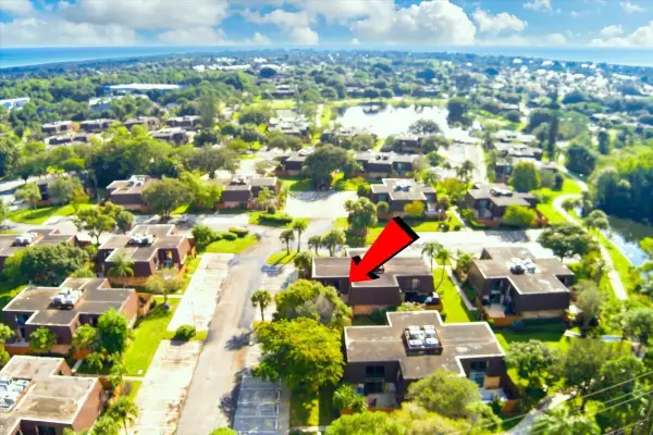 5714 SE Windsong Lane #327, Stuart, FL 34997