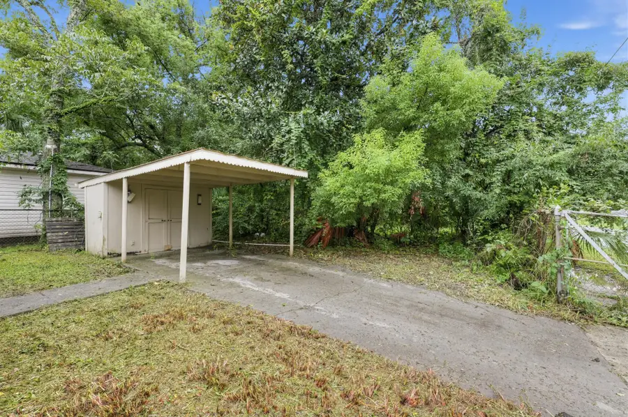 956 Baker Avenue, Jacksonville, FL 32209 - #3