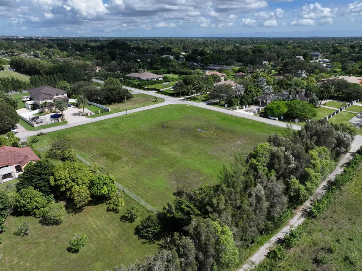 16600 SW 59th Court, Southwest Ranches, FL 33331 - #1