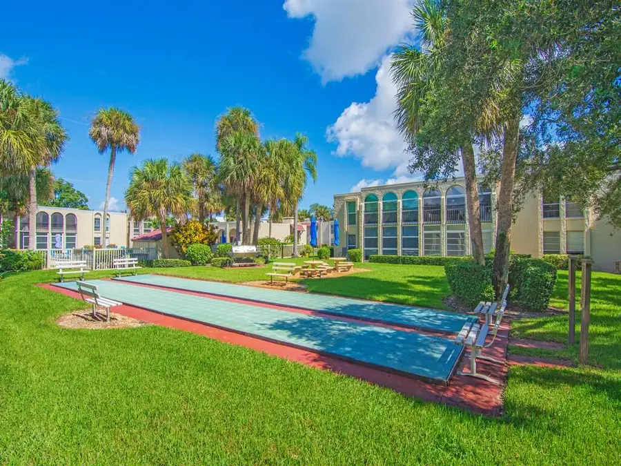 835 18th Street #206, Vero Beach, FL 32960 - #3